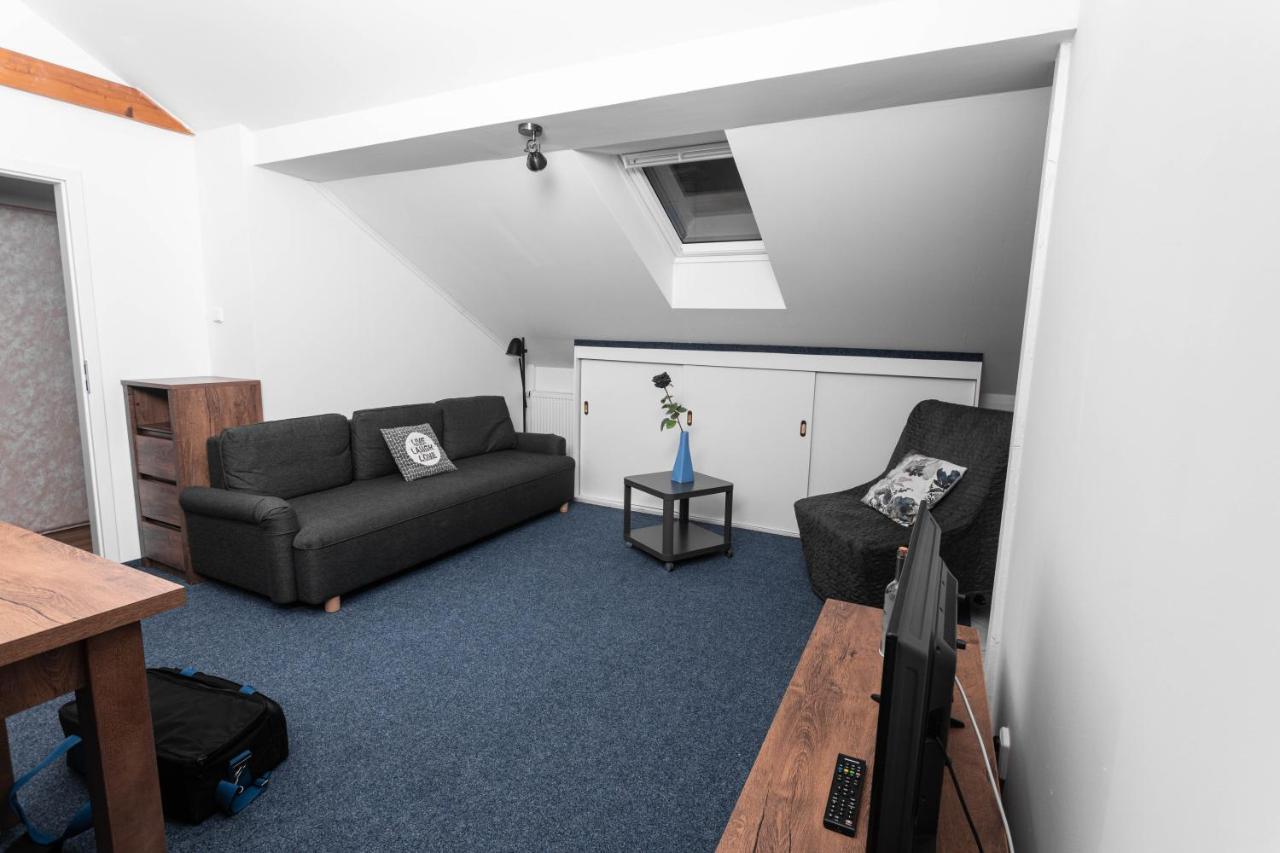 Penzion Kralovske Lazne Poděbrady Exteriör bild